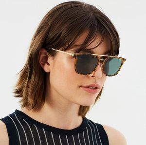 QUAY BYRON SUNGLASSES